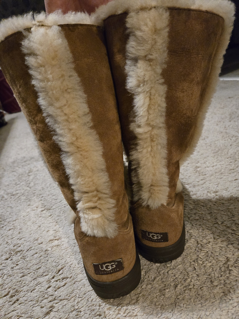 Classic Tall Faux-Shearling Lined Winter Boots - Chestnut Brown Ugg Size 10 - Picture 2 of 5